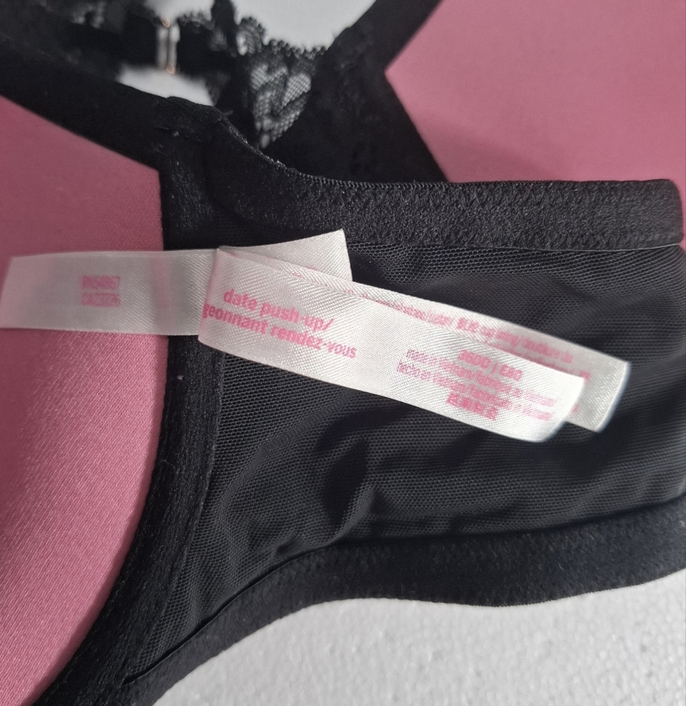 Victoria's Secret PINK Black Lace Racerback Push-Up Bra 36DD Front Clouse - Picture 8 of 9